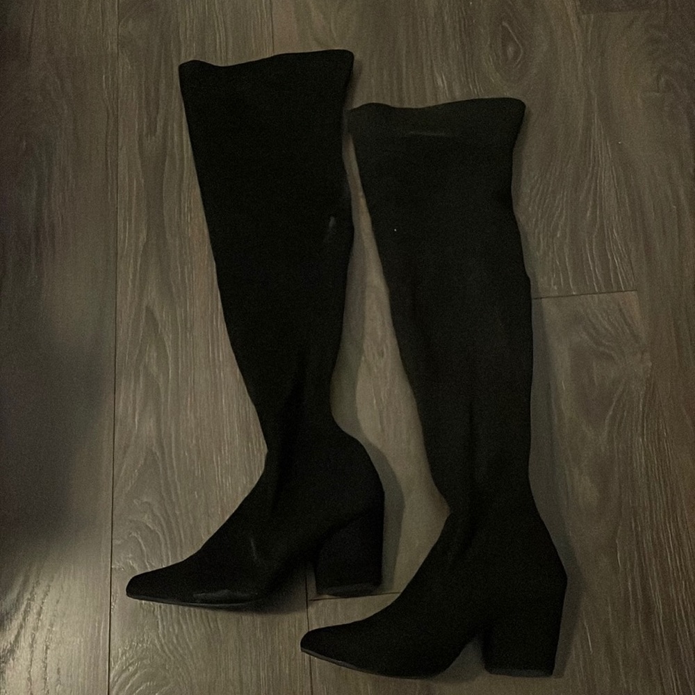 Thigh high boots black